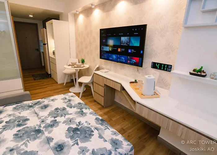 The Plush Queen 2136 Arc Towers * セブ市